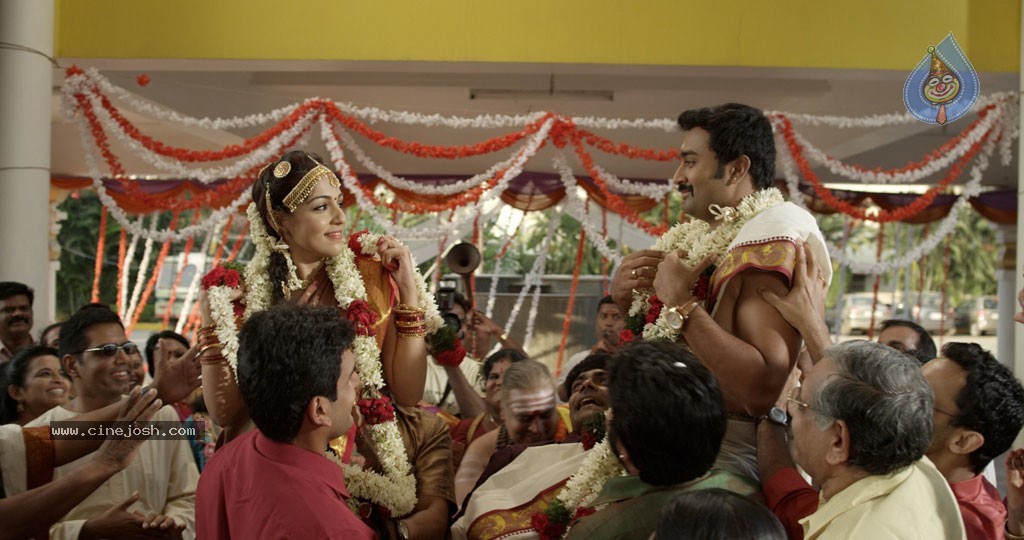 Kalyana Samayal Saadham Tamil Movie Photos - 20 / 42 photos