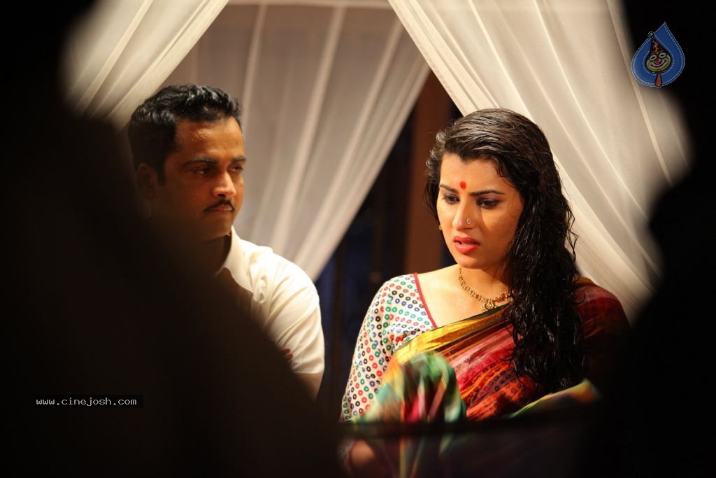 Kamalatho Naa Prayanam Spicy Stills - 7 / 26 photos