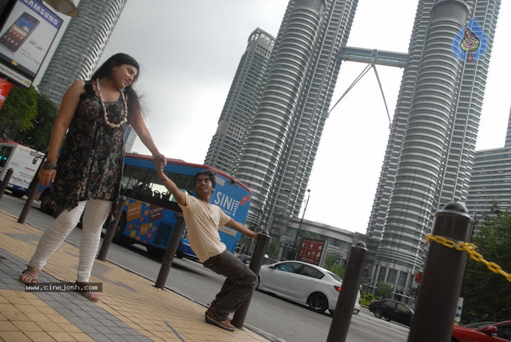 Kamban Kazhagam Tamil Movie Stills - 22 / 75 photos