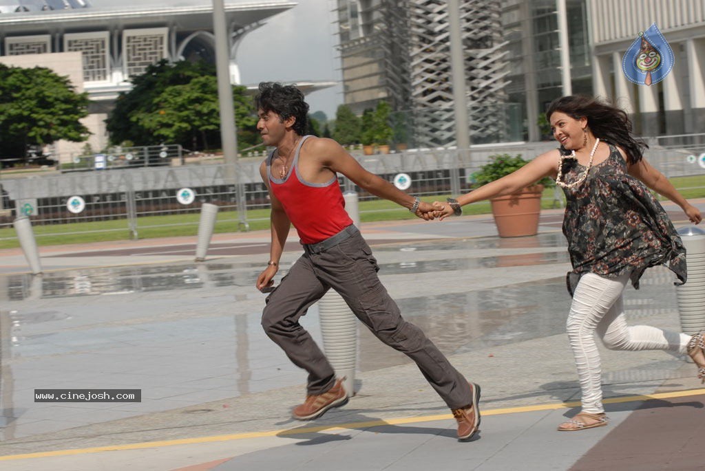 Kamban Kazhagam Tamil Movie Stills - 23 / 75 photos