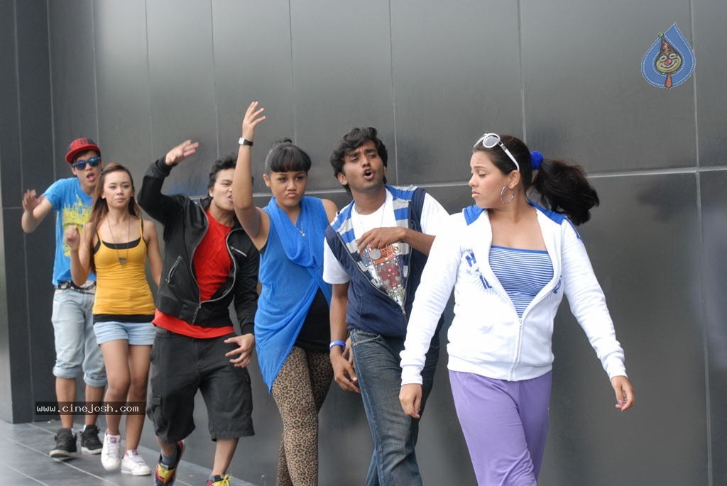 Kamban Kazhagam Tamil Movie Stills - 31 / 75 photos