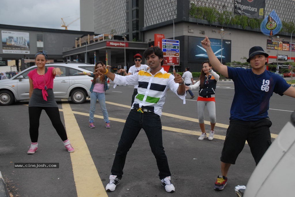 Kamban Kazhagam Tamil Movie Stills - 38 / 75 photos