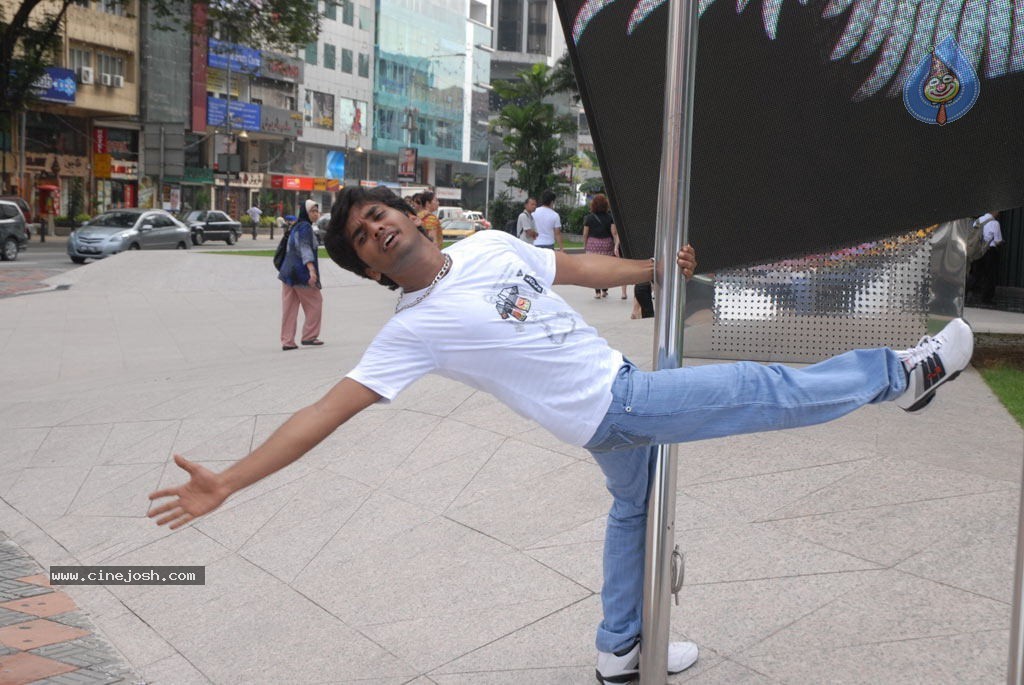 Kamban Kazhagam Tamil Movie Stills - 48 / 75 photos