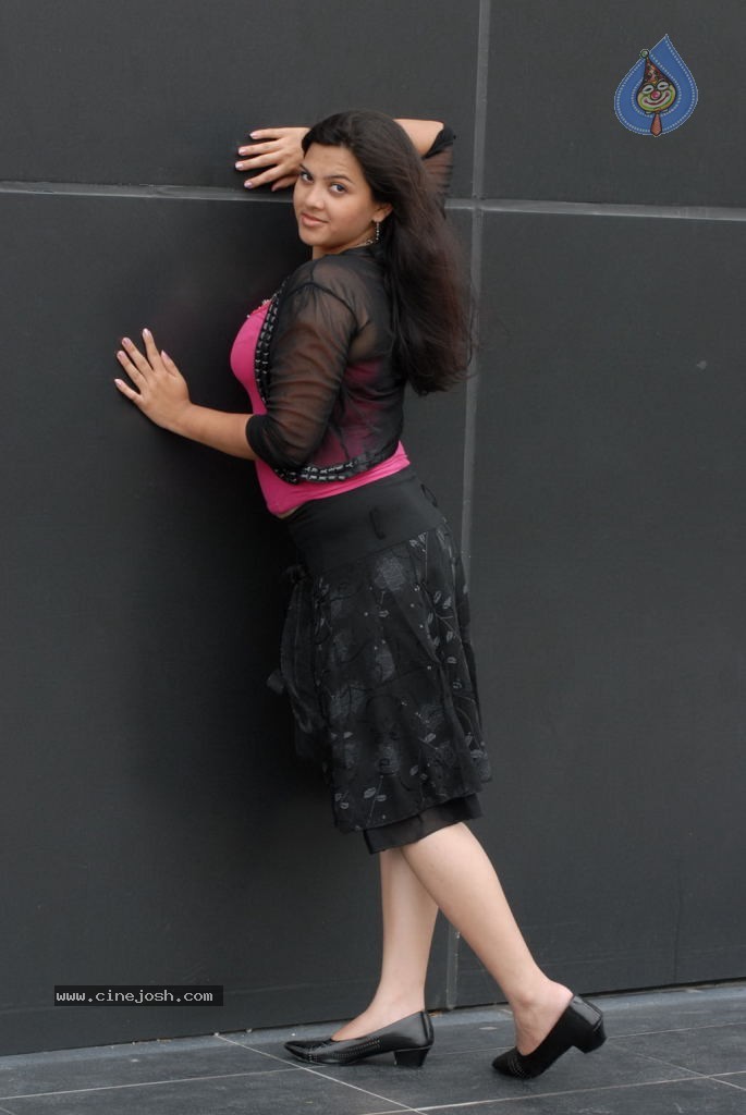 Kamban Kazhagam Tamil Movie Stills - 58 / 75 photos