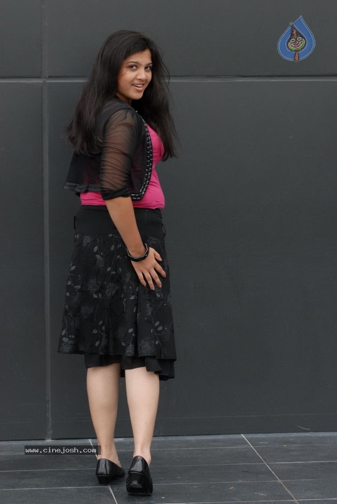Kamban Kazhagam Tamil Movie Stills - 69 / 75 photos