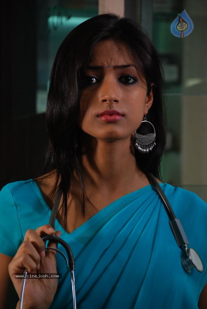 Kameena Movie PM n Hot Stills - 10 / 142 photos