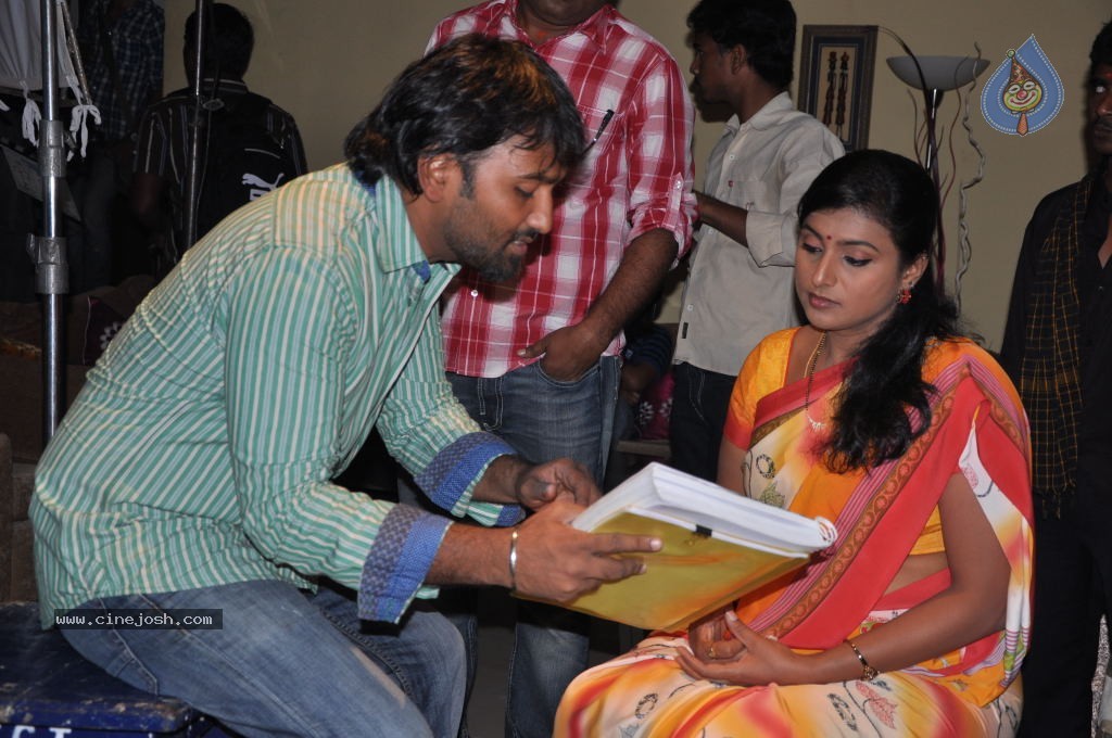 Kameena Movie PM n Hot Stills - 81 / 142 photos