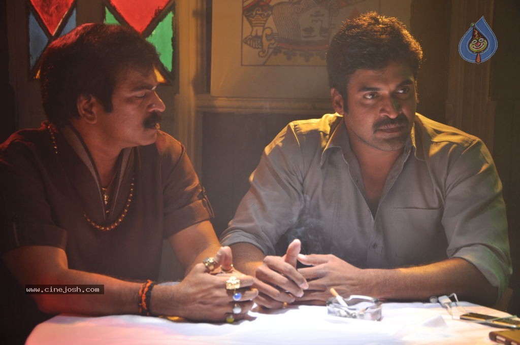 Kameena Movie PM n Hot Stills - 137 / 142 photos