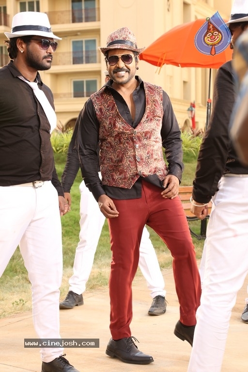 KANCHANA3  Movie Stills - 1 / 14 photos