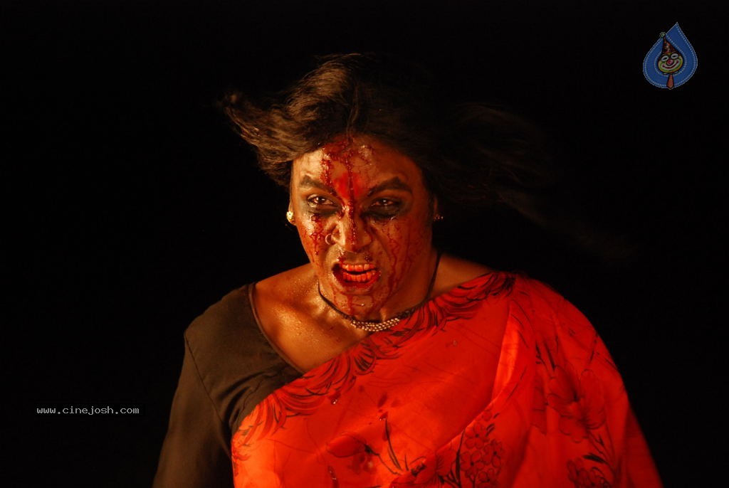 Kanchana Movie Stills - 13 / 33 photos