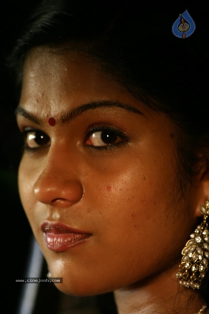 Kandathum Kanathathum Tamil Movie Stills - 43 / 60 photos