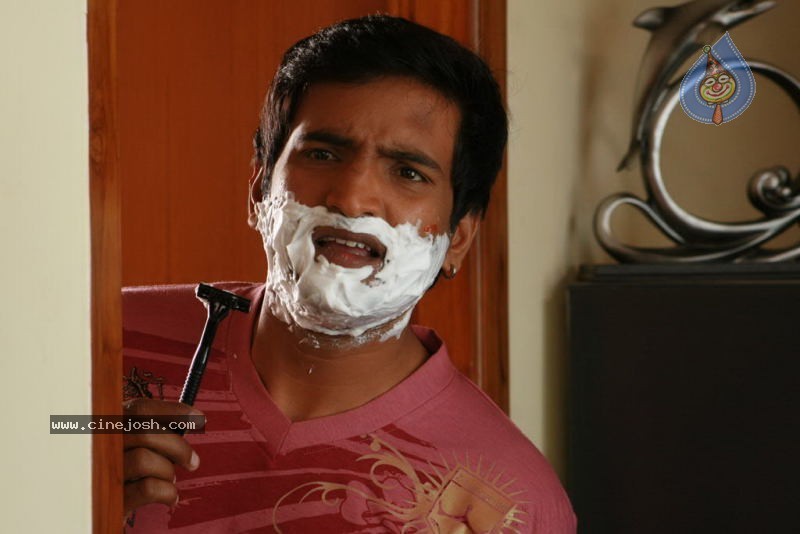 Kanden Tamil Movie Stills - 29 / 62 photos
