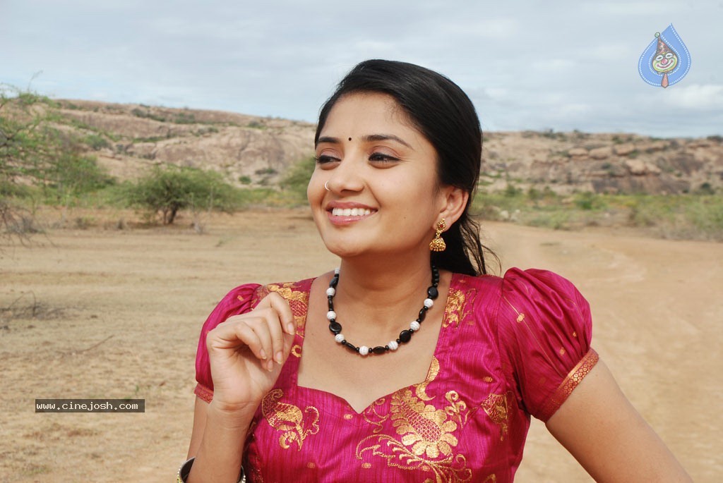 Kannukulle Tamil Movie Photos - 46 / 80 photos