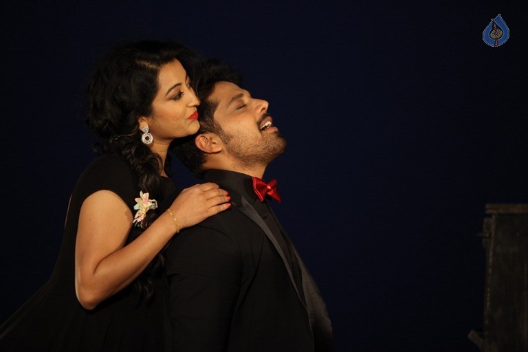 Kannullo Nee Roopame Movie Photos - 12 / 17 photos
