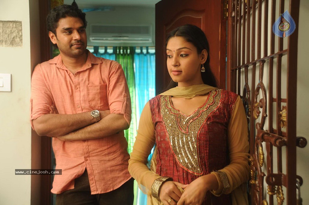 Kapadam Tamil Movie Stills - 17 / 47 photos