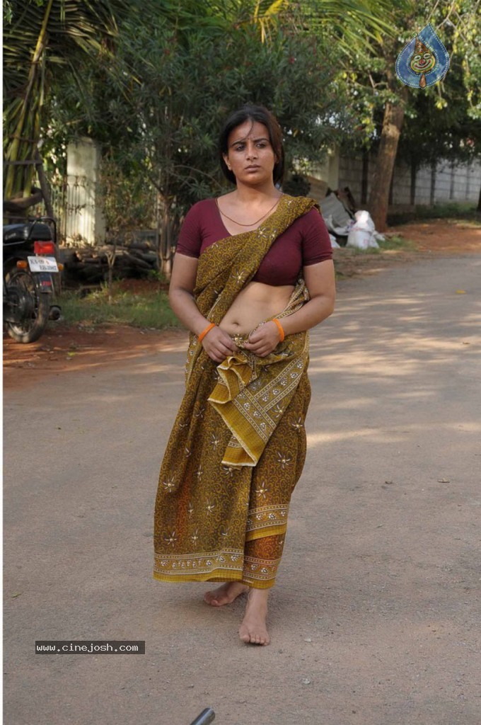 Karimedu Tamil Movie Hot Stills - 43 / 57 photos