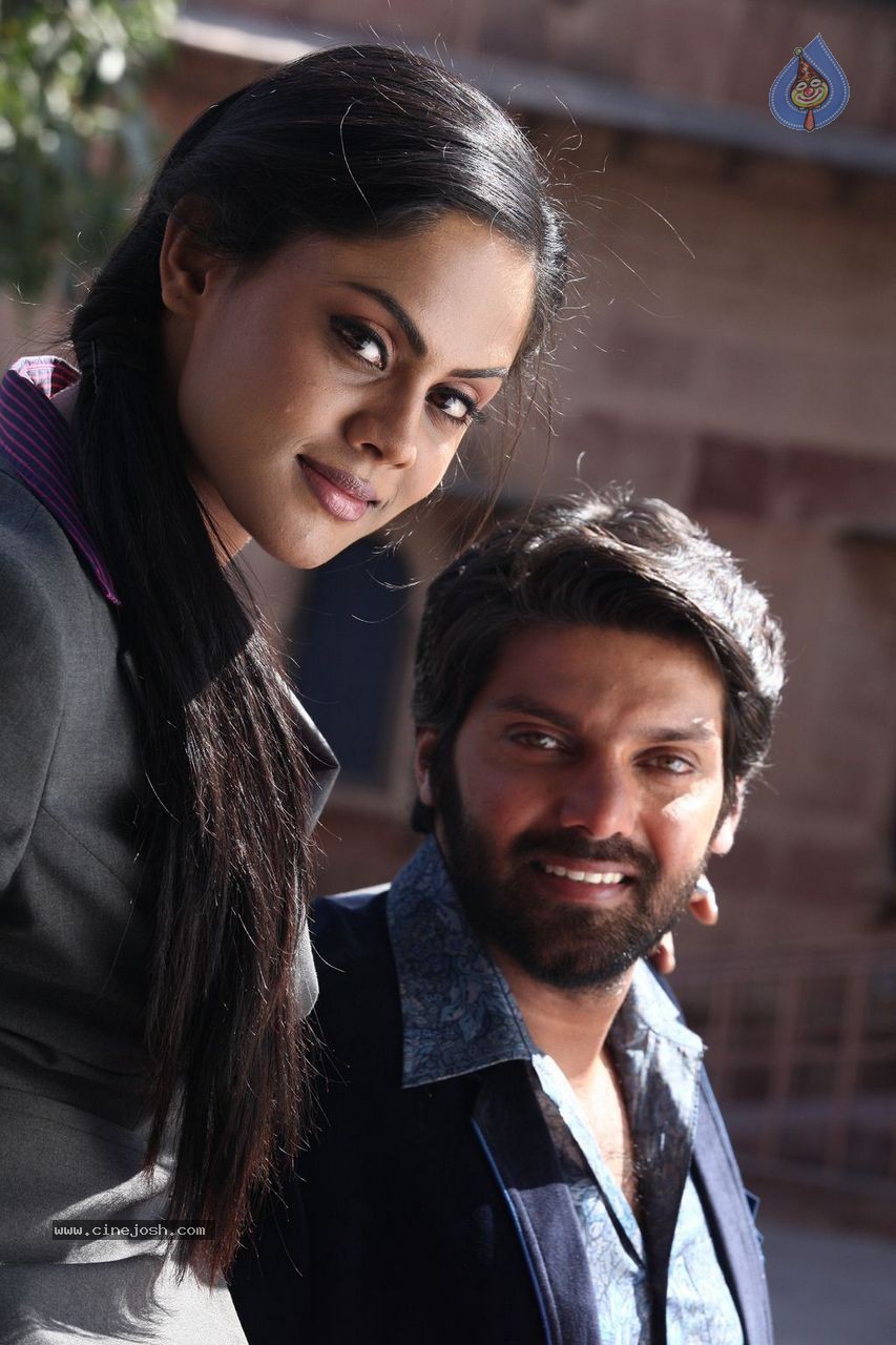 Karthika's Purampokku Engira Podhuvudamai Tamil Movie Photos - 61 / 157 photos