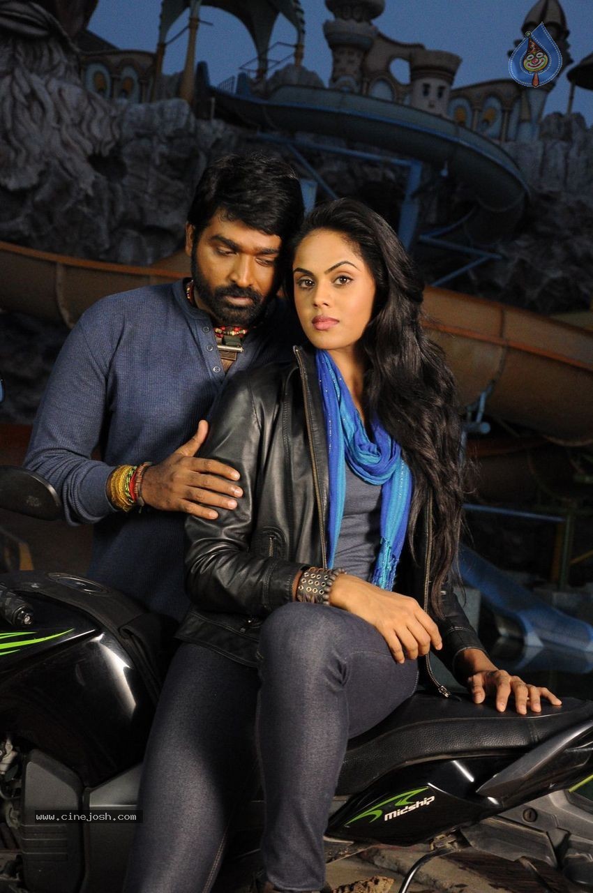 Karthika's Purampokku Engira Podhuvudamai Tamil Movie Photos - 112 / 157 photos