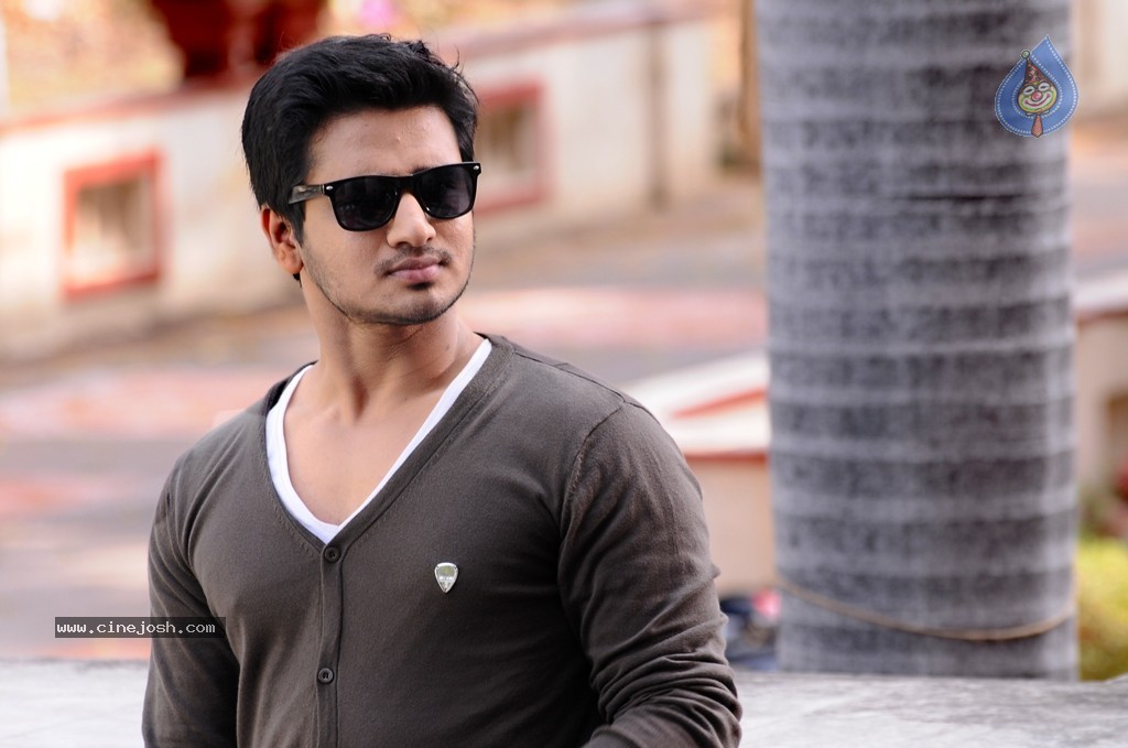 Karthikeya Latest Stills - 5 / 21 photos