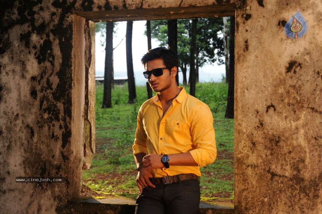 Karthikeya Movie Stills - 19 / 42 photos