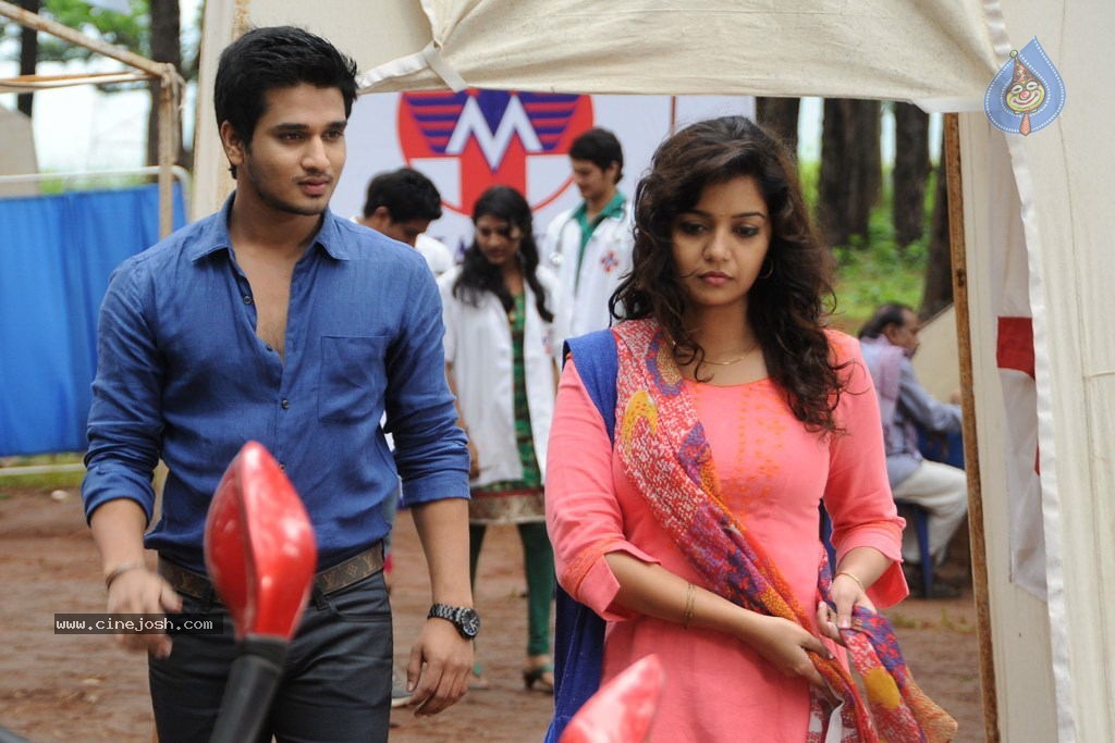 Karthikeya Movie Stills - 20 / 42 photos