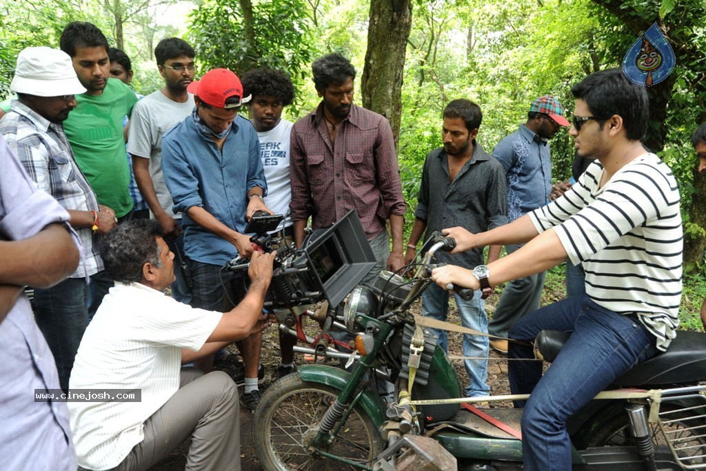 Karthikeya Movie Stills - 24 / 42 photos