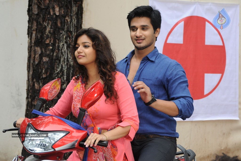 Karthikeya Movie Stills - 27 / 42 photos