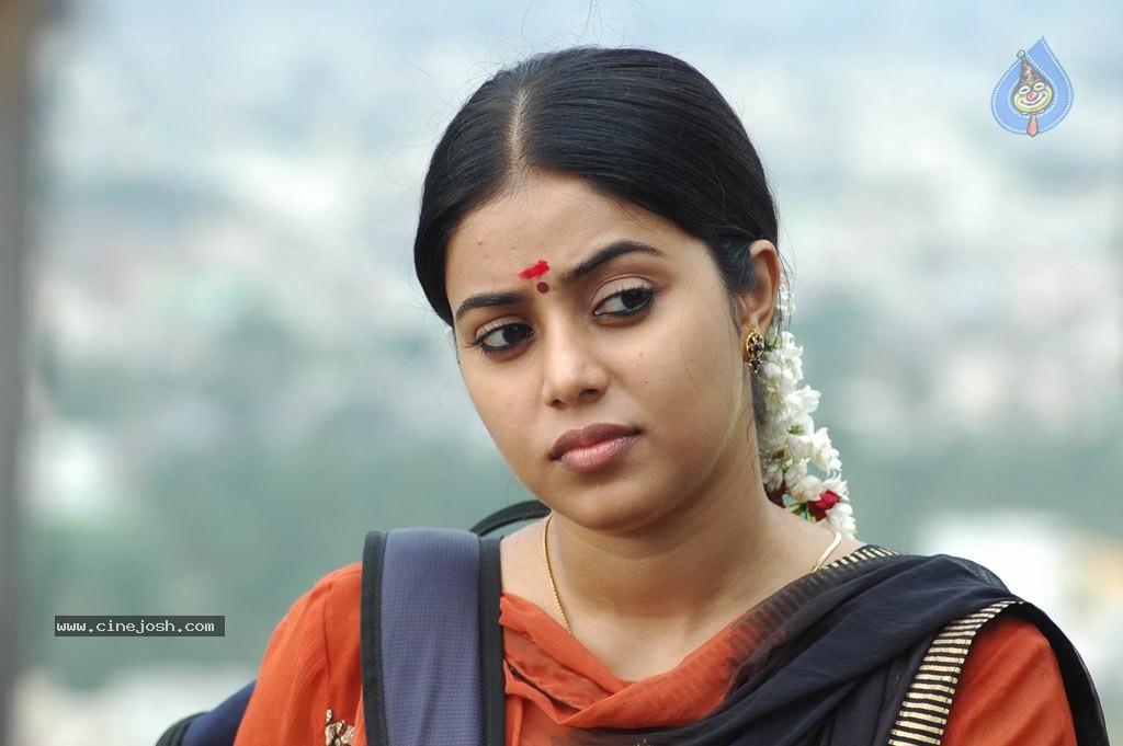 Karuvachi Tamil Movie Stills - 20 / 39 photos