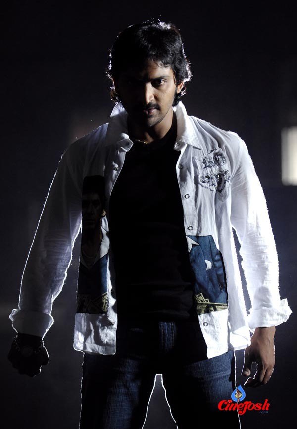 Kasko Movie Stills-Vaibhav,Swetha Basu  - 4 / 34 photos