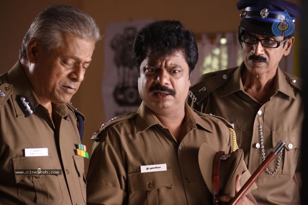 Kasethan Kadavulada Movie Stills - 26 / 49 photos