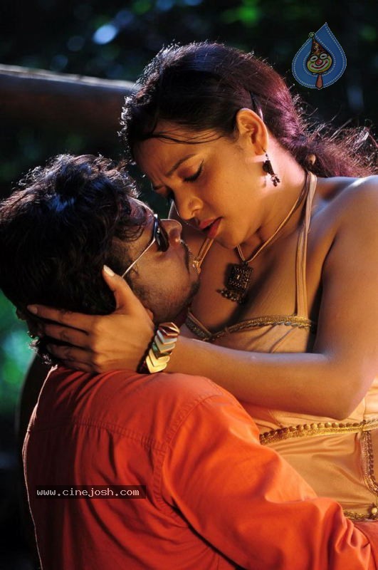 Kasi Kuppam Tamil Movie Stills - 23 / 55 photos