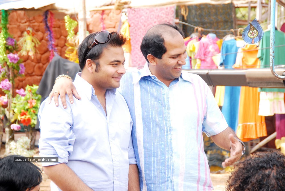 Kasko Movie - Vaibhav,Swetha Basu Stills - 45 / 59 photos