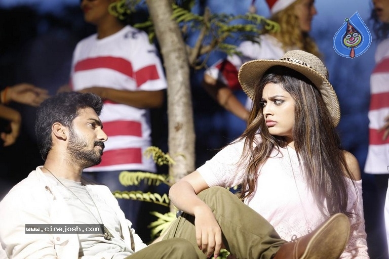 Kathiruppor Pattiyal Tamil Movie Pics - 5 / 26 photos