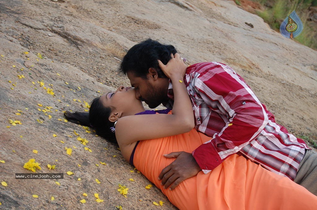 Kayavan Tamil Movie Hot Stills - 57 / 84 photos