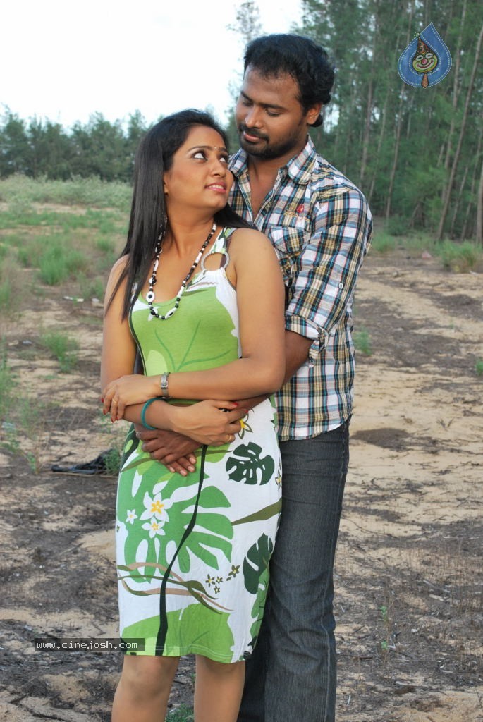 Kayavan Tamil Movie Hot Stills - 3 / 36 photos