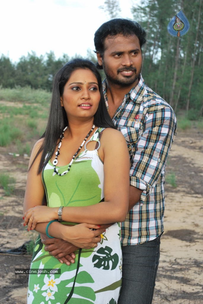Kayavan Tamil Movie Hot Stills - 14 / 36 photos