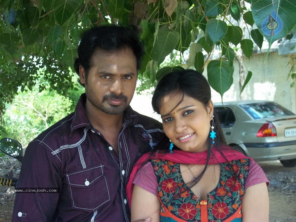 Kayavan Tamil Movie Hot Stills - 18 / 36 photos