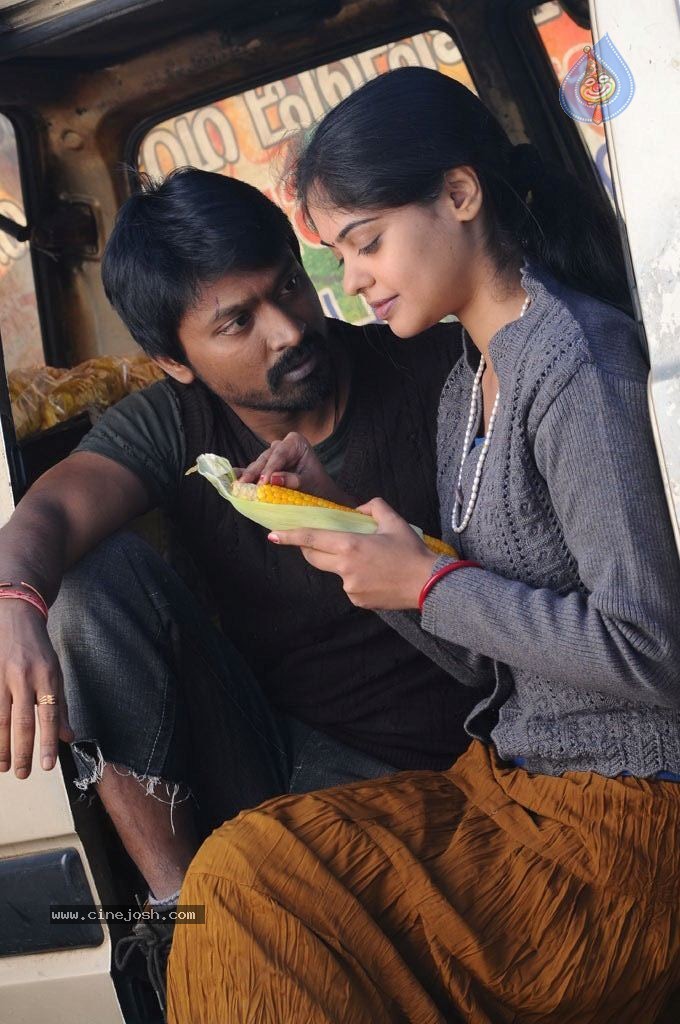 Kazhugu Tamil Movie Stills - 1 / 50 photos