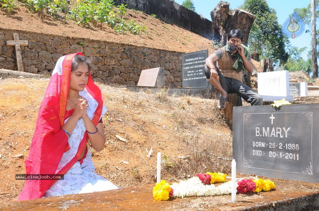 Kazhugu Tamil Movie Stills - 35 / 50 photos
