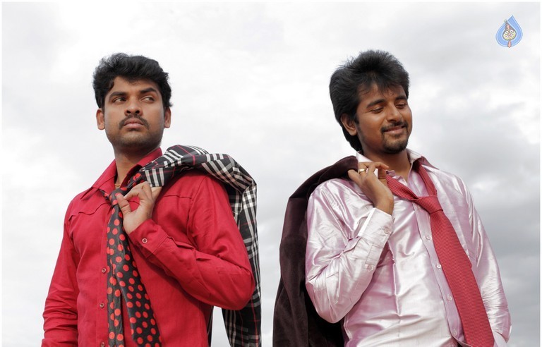 Kedi Billa Killadi Ranga Movie Photos - 20 / 24 photos