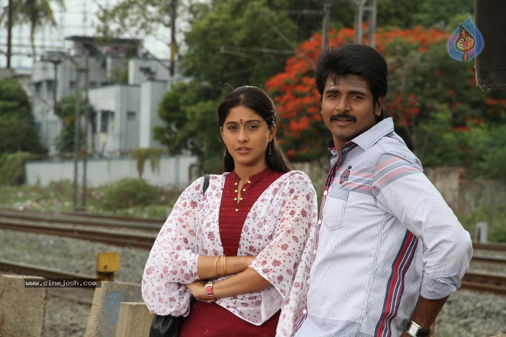 Kedi Billa Killadi Ranga Tamil Movie Photos - 5 / 102 photos