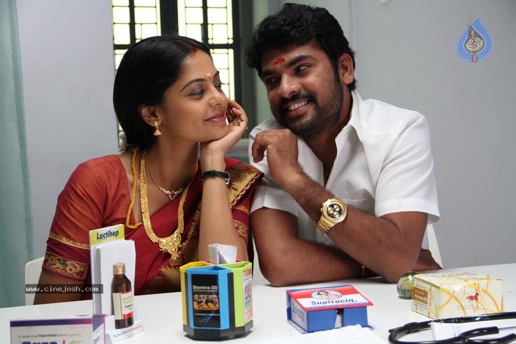 Kedi Billa Killadi Ranga Tamil Movie Photos - 41 / 102 photos