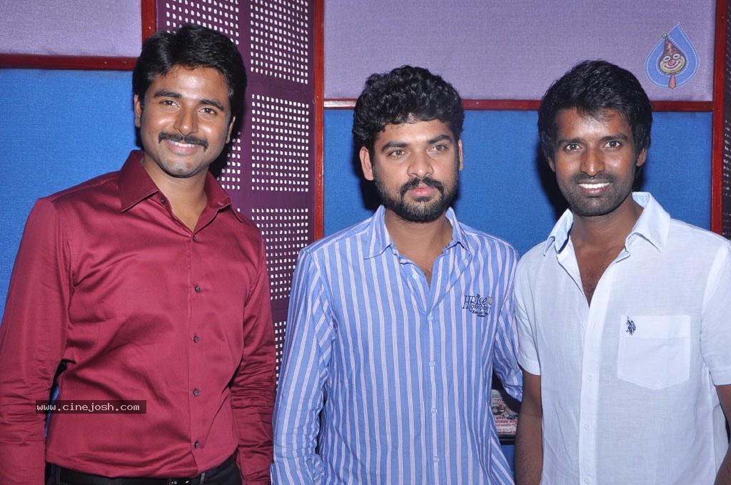 Kedi Billa Killadi Ranga Tamil Movie Photos - 97 / 102 photos