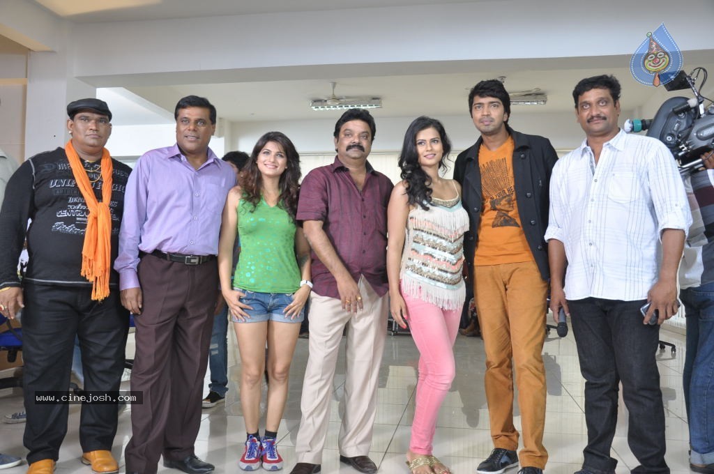 Kevvu Keka Movie On Location Stills - 23 / 88 photos