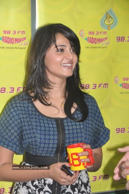 Khaleja Movie Audio Launch at Radio Mirchi - 11 / 66 photos