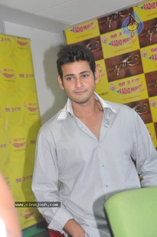 Khaleja Movie Audio Launch at Radio Mirchi - 35 / 66 photos