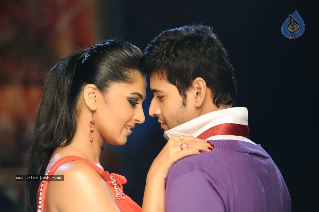 Khaleja Movie Gallery - 4 / 16 photos