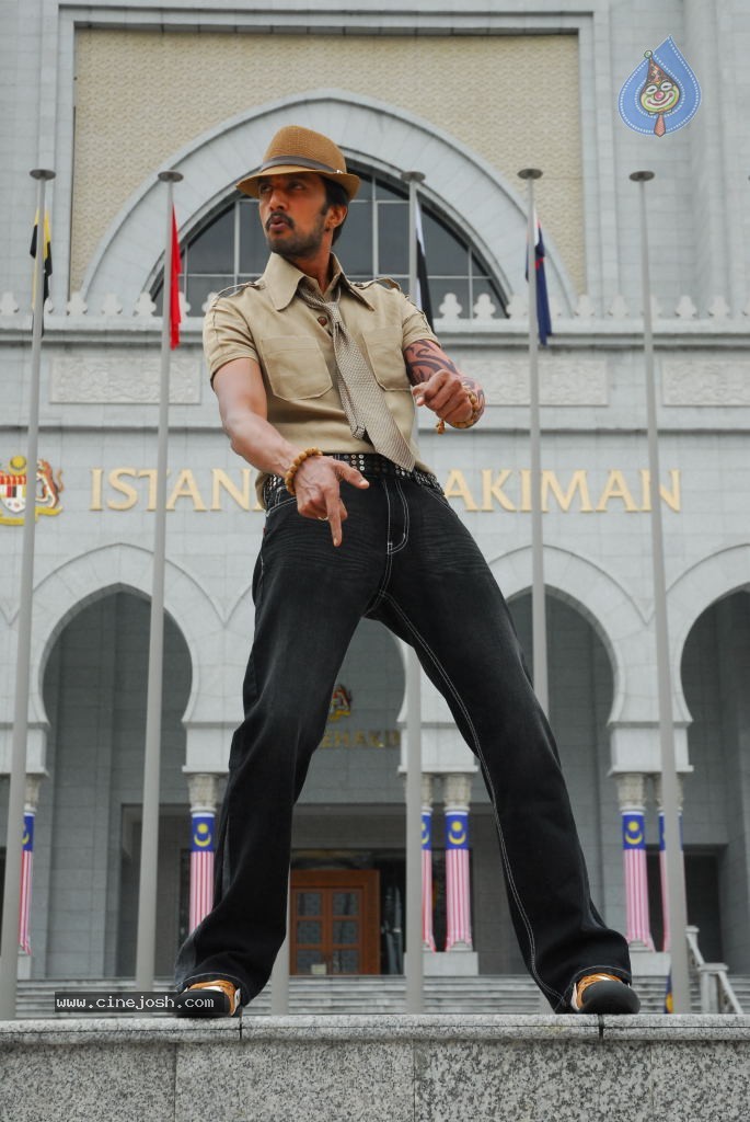 Kicha Movie New Stills - 44 / 63 photos
