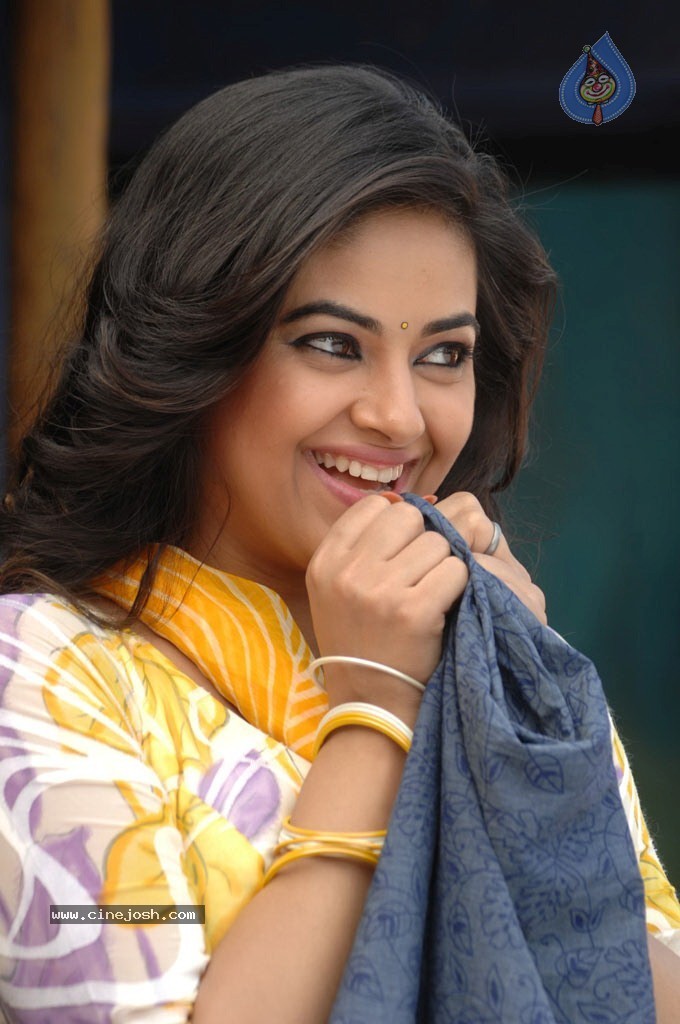 Killadi Tamil Movie New Stills - 3 / 42 photos