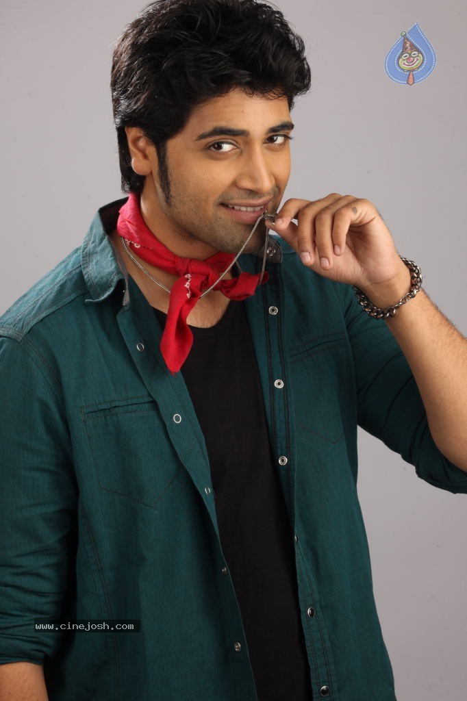 Kiss Movie New Stills - 6 / 9 photos
